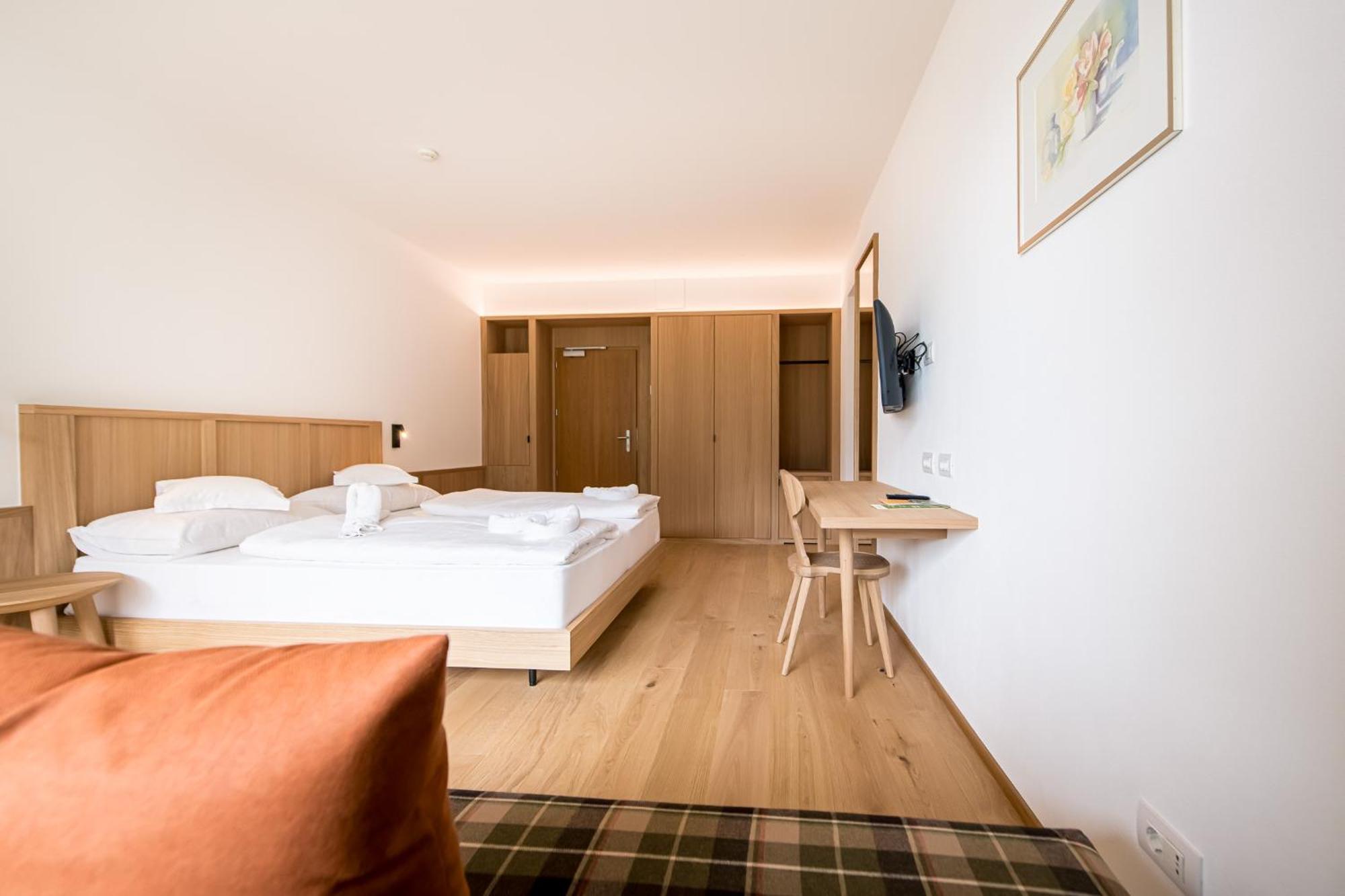 Hotel Taufers モリーニ・ディ・トゥーレス エクステリア 写真