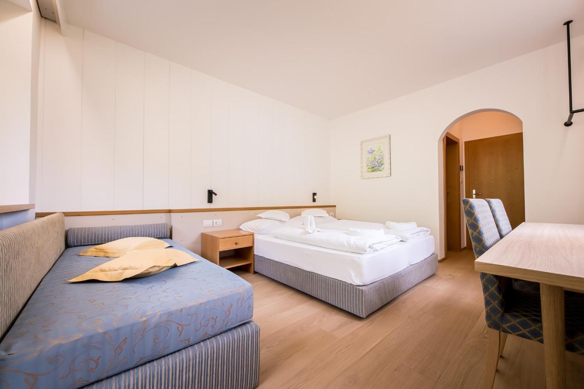 Hotel Taufers モリーニ・ディ・トゥーレス エクステリア 写真