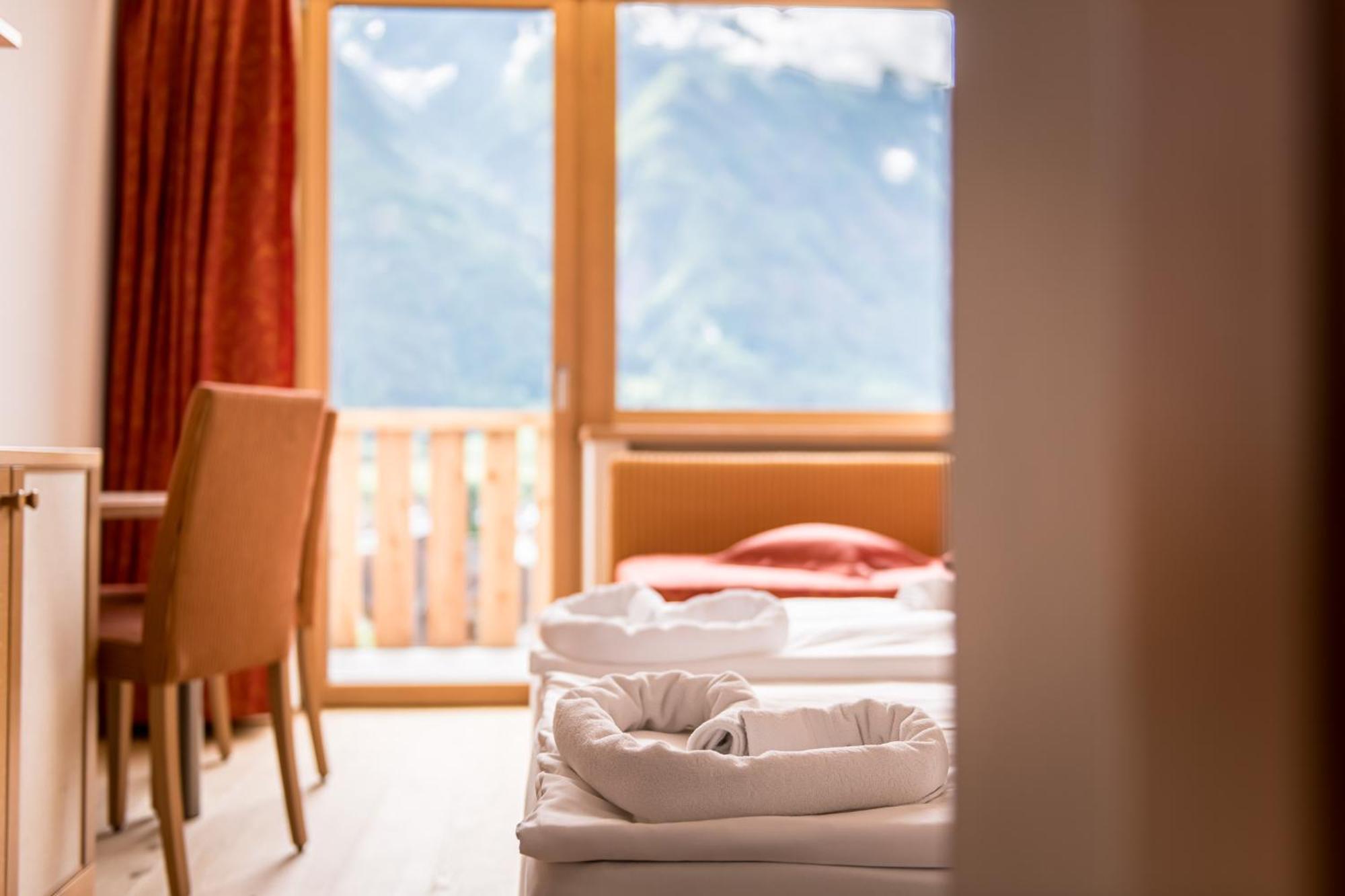 Hotel Taufers モリーニ・ディ・トゥーレス エクステリア 写真