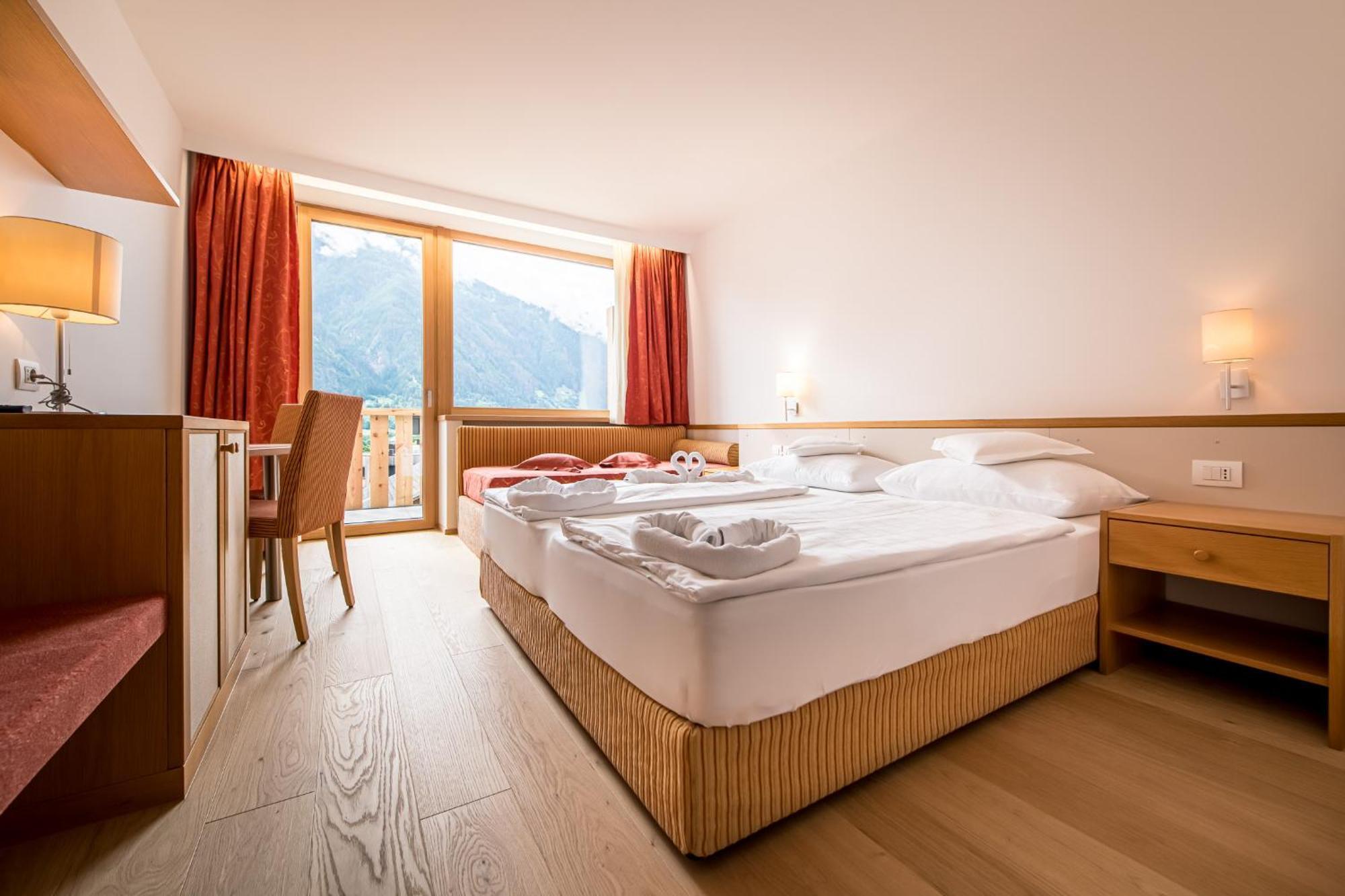 Hotel Taufers モリーニ・ディ・トゥーレス エクステリア 写真