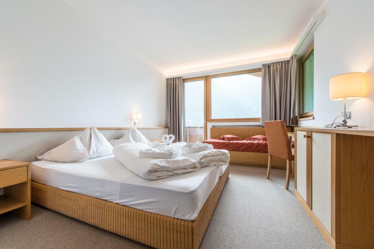 Hotel Taufers モリーニ・ディ・トゥーレス エクステリア 写真